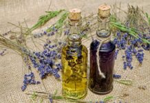 Jak zrobić olejek z lawendy?
